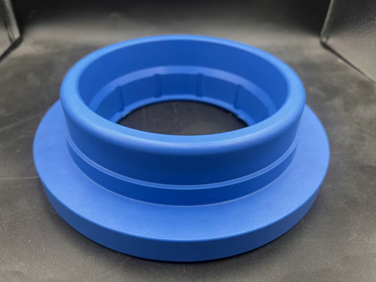 Flower transportation disc